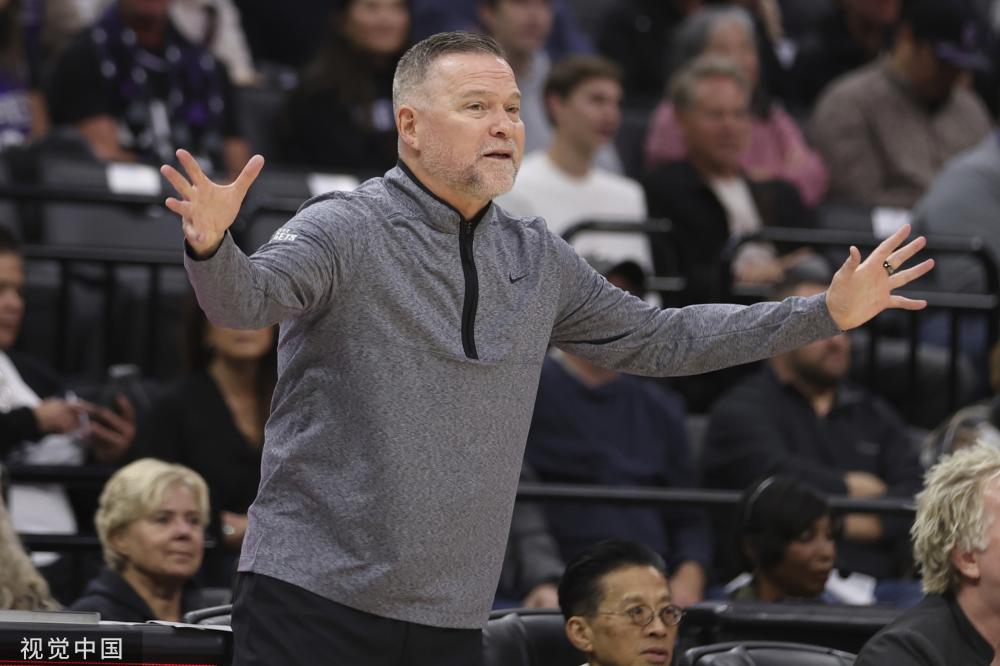 正是由于球 正是由于球