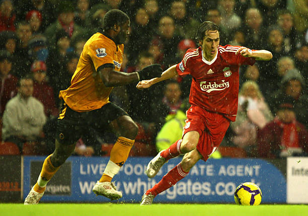 有人质疑他 有人质疑他